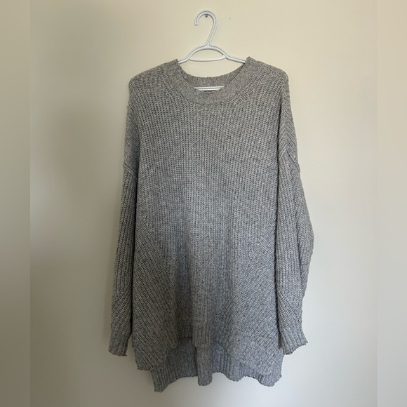 Oversized Grey Knit Sweater - Picture 1 of 3